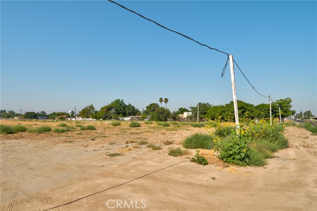 0 E 5th Street, San Bernardino CA: https://media.crmls.org/medias/819a5161-82a9-45df-8ee5-ab5b9955ee2d.jpg