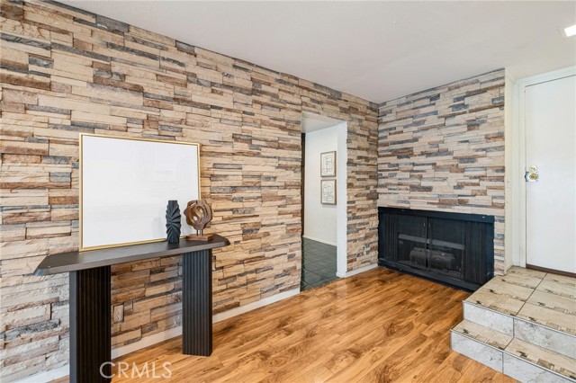 Detail Gallery Image 6 of 40 For 125 S Sierra Madre #215,  Pasadena,  CA 91107 - 2 Beds | 2 Baths
