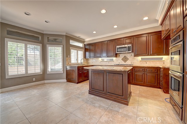 Detail Gallery Image 28 of 72 For 28572 Brookhill Rd, Trabuco Canyon,  CA 92679 - 4 Beds | 2/1 Baths