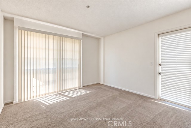 147 West Acacia, 160 photo 22