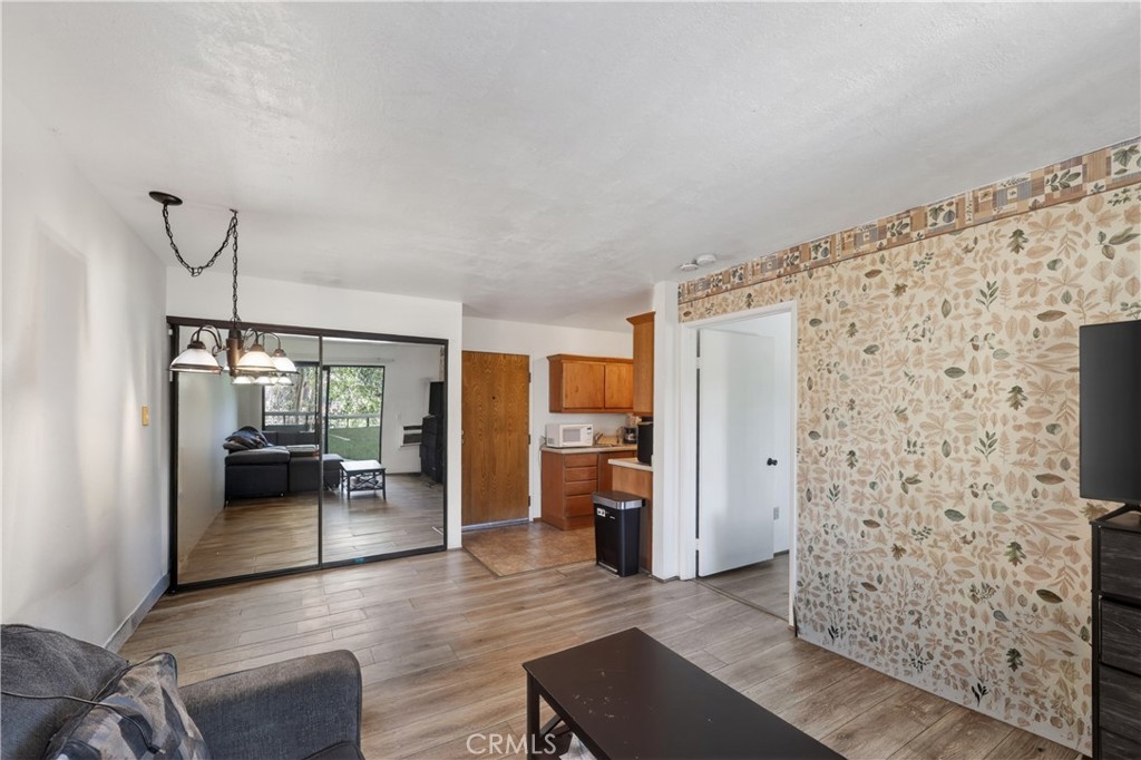 6650 Amherst - photo 9