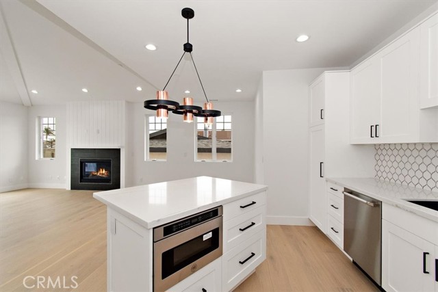 2406 Mathews Avenue, Redondo Beach, California 90278, 4 Bedrooms Bedrooms, ,3 BathroomsBathrooms,Residential,Sold,Mathews,SB21216620