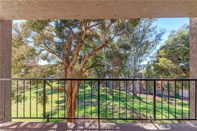 5371 Punta Alta, Laguna Woods CA: https://media.crmls.org/medias/819c7bb7-094e-472b-92f1-6cbbde762f93.jpg