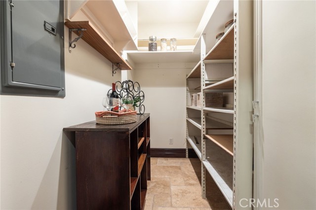 3311 Rossmoor Way, Rossmoor CA: https://media.crmls.org/medias/819daa42-917c-4820-829c-82d475d1ee75.jpg