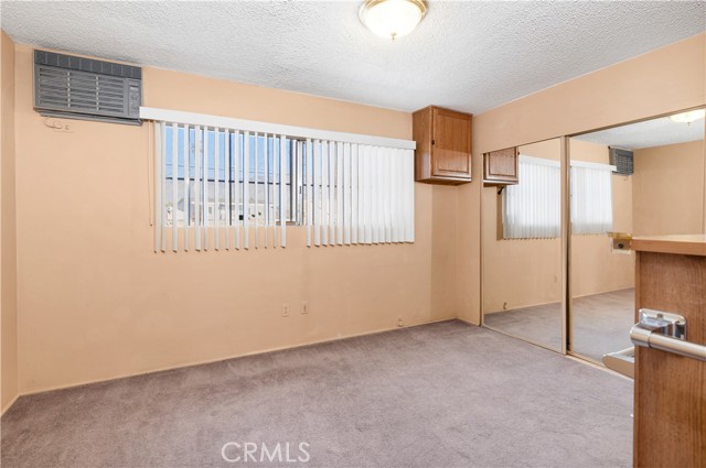 332 E 7th Street, San Jacinto CA: https://media.crmls.org/medias/819e241a-83d8-4e56-9ffa-c33fc317f091.jpg