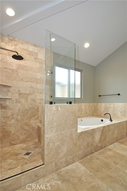 519 Lucia Avenue, Redondo Beach, California 90277, 4 Bedrooms Bedrooms, ,2 BathroomsBathrooms,Residential,Sold,Lucia,SB17035831