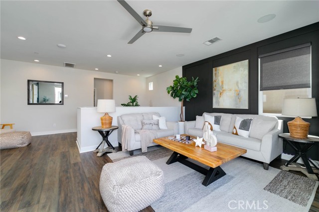 656 Daniel Freeman Circle, Inglewood CA: https://media.crmls.org/medias/819f6b0f-fb93-4751-9a52-bbf830ac670c.jpg