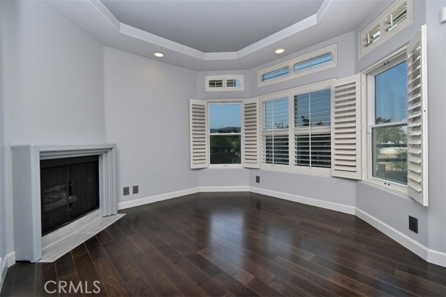 Detail Gallery Image 4 of 23 For 4230 Colfax Ave #201,  Studio City,  CA 91604 - 2 Beds | 2 Baths