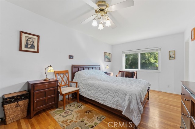 Detail Gallery Image 11 of 27 For 6524 Forbes, Lake Balboa,  CA 91406 - 3 Beds | 2 Baths