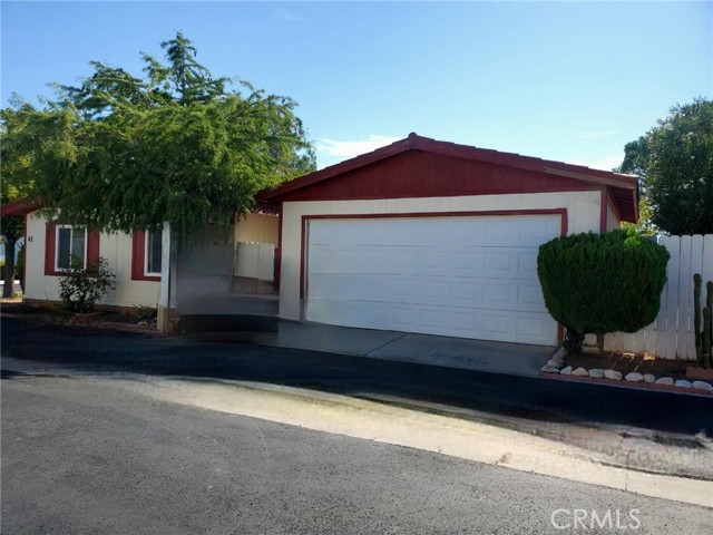 Detail Gallery Image 1 of 29 For 21621 Sandia Rd #41,  Apple Valley,  CA 92308 - 3 Beds | 2 Baths