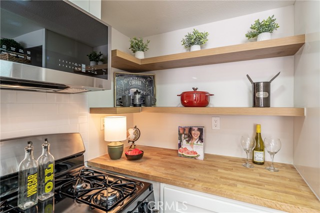 Detail Gallery Image 5 of 34 For 10700 Colima Rd #910,  Whittier,  CA 90604 - 2 Beds | 2 Baths