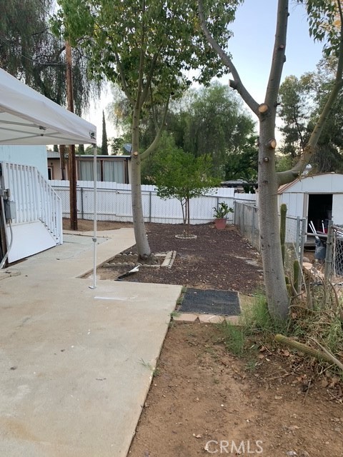 28480 Red Gum Drive, Lake Elsinore CA: https://media.crmls.org/medias/81a2e439-257f-4dae-b8c8-f0076cc00ffb.jpg