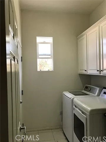 https://media.crmls.org/medias/81a38914-3943-48a5-bd5f-afb64636e831.jpg?preset=X-Large
