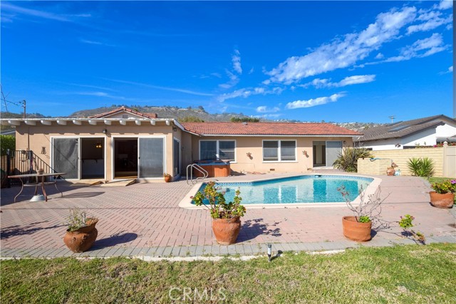 4232 Admirable Drive, Rancho Palos Verdes, California 90275, 4 Bedrooms Bedrooms, ,3 BathroomsBathrooms,Residential,Sold,Admirable,PV22114547