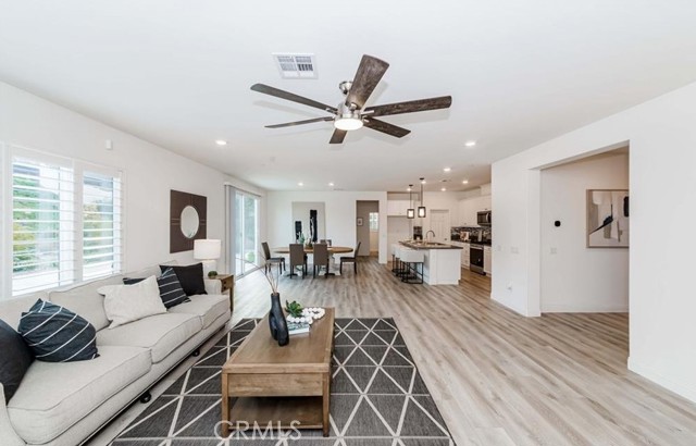 Detail Gallery Image 11 of 27 For 20886 Mountain Gate, Riverside,  CA 92507 - 4 Beds | 2/1 Baths