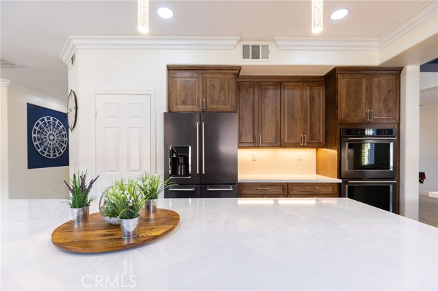 35183 Flamingo Way, Winchester CA: https://media.crmls.org/medias/81a698b0-1e51-4373-8692-2ba852df4bd7.jpg