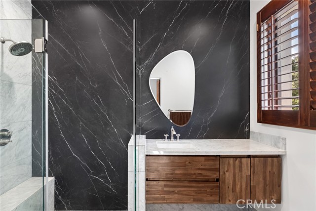 Detail Gallery Image 56 of 74 For 25 Golden Eagle, Irvine,  CA 92603 - 6 Beds | 6/1 Baths