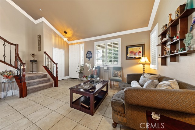 Detail Gallery Image 6 of 43 For 5550 Allendale Dr, Riverside,  CA 92507 - 3 Beds | 2/1 Baths