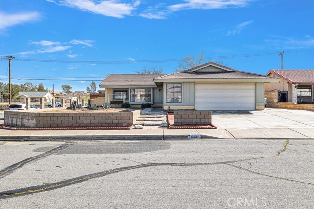 Detail Gallery Image 1 of 1 For 15619 Chaparral St, Victorville,  CA 92394 - 4 Beds | 2 Baths