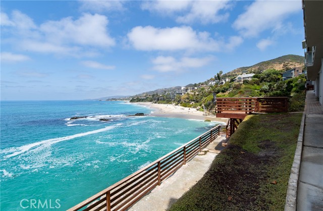 Detail Gallery Image 23 of 39 For 31561 Table Rock Dr #207,  Laguna Beach,  CA 92651 - 2 Beds | 2 Baths