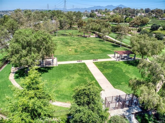 41 Ethereal Street, Ladera Ranch CA: https://media.crmls.org/medias/81a94318-0cb9-4b06-9250-6810a05e6d33.jpg