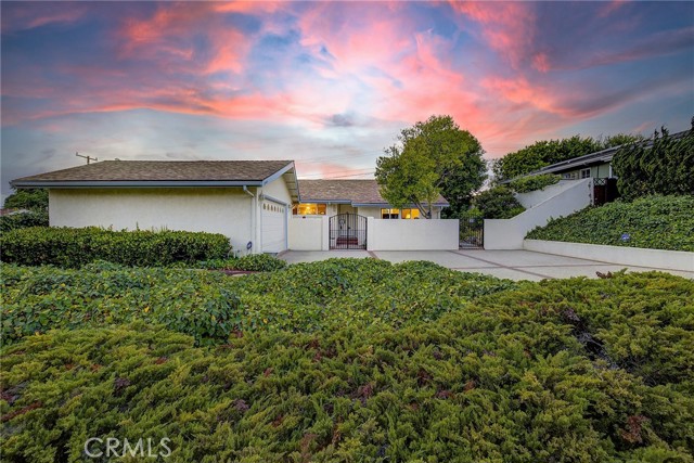 27109 Grayslake Road, Rancho Palos Verdes, California 90275, 4 Bedrooms Bedrooms, ,1 BathroomBathrooms,Residential,Sold,Grayslake,PV21206397