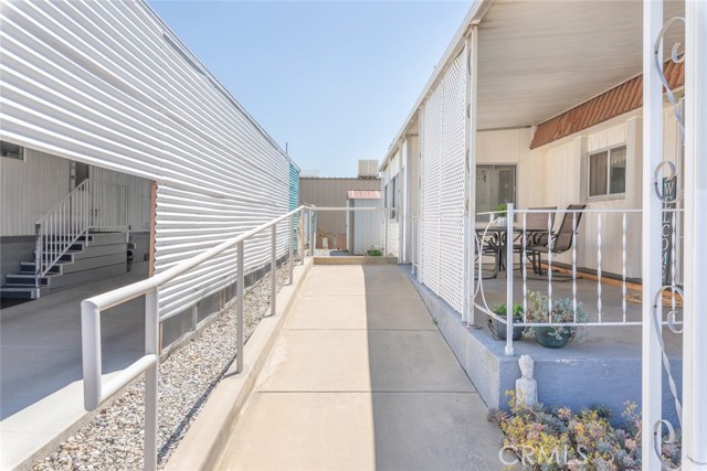 12700 2nd Street, Yucaipa CA: https://media.crmls.org/medias/81aa4106-9f37-42c7-9479-ba71b8462207.jpg