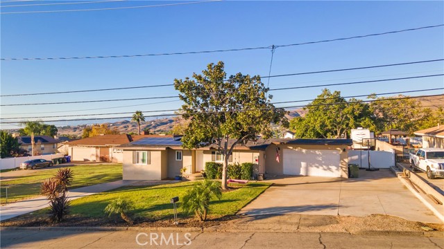 33278 Colorado, Yucaipa CA: https://media.crmls.org/medias/81aa5b8a-0e17-4803-a633-979e10dafba5.jpg