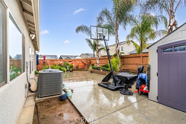 Detail Gallery Image 28 of 35 For 1553 N State, Fresno,  CA 93722 - 3 Beds | 2 Baths