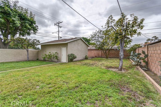 538 S Raitt Street, Santa Ana CA: https://media.crmls.org/medias/81ab1ec0-551d-47c9-8975-b0ec3d04b0cb.jpg