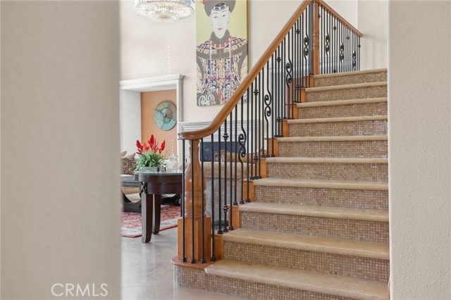 Image 23 of 75 For 12468 Longacre