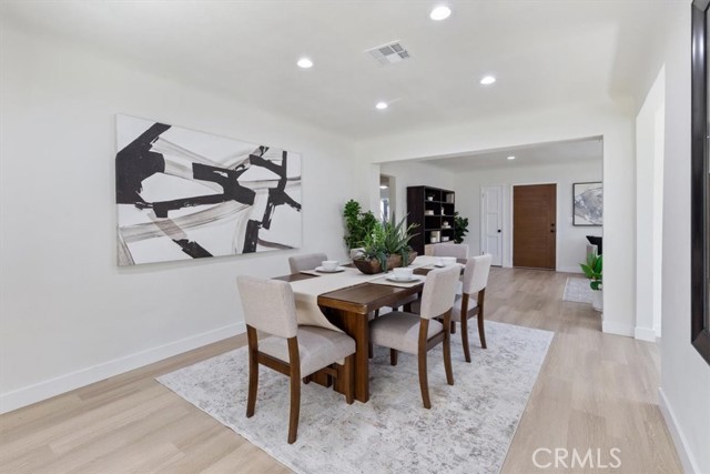 147 E 67th Way, Long Beach CA: https://media.crmls.org/medias/81acc377-1045-4082-88da-b4422515c0b2.jpg