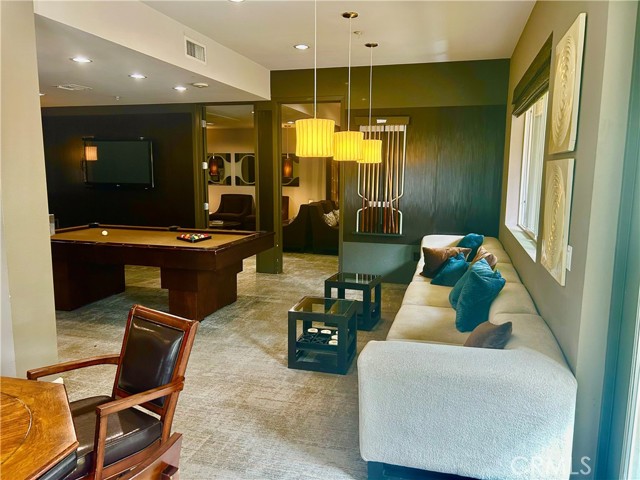 Detail Gallery Image 51 of 64 For 300 E 4th St. #101,  Long Beach,  CA 90802 - 1 Beds | 2 Baths