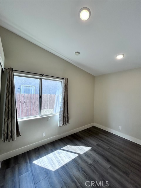 11824 Honey Hollow, Moreno Valley CA: https://media.crmls.org/medias/81ad3c55-2a91-4f9e-b91b-02d297e6b47d.jpg