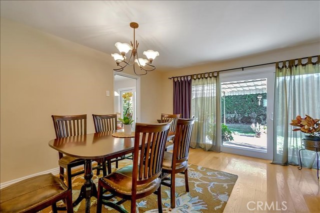 Detail Gallery Image 7 of 25 For 6706 Capistrano Ave, West Hills,  CA 91307 - 4 Beds | 2/1 Baths