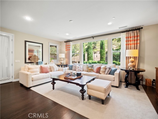 Detail Gallery Image 18 of 53 For 20365 Chianti Ct, Yorba Linda,  CA 92886 - 3 Beds | 3/1 Baths