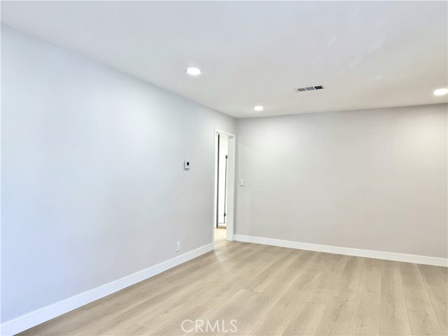 Detail Gallery Image 3 of 15 For 12262 160th St, Norwalk,  CA 90650 - 3 Beds | 2 Baths