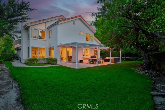 2505 Peachwood Place, Westlake Village CA: https://media.crmls.org/medias/81b09ed6-8f8b-4fbd-b9fd-fce6fb5accfa.jpg
