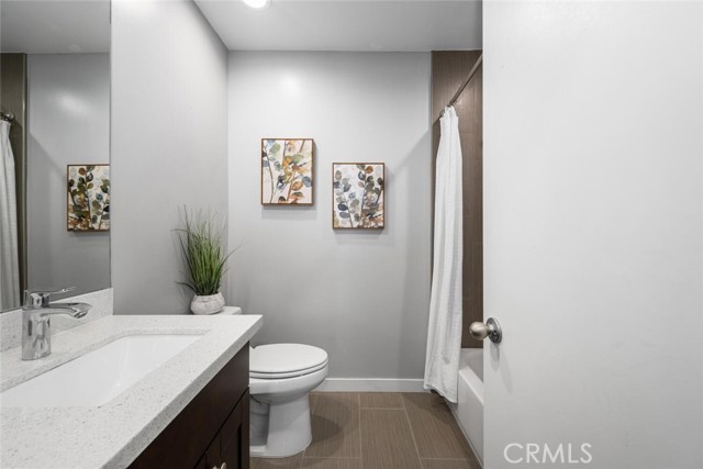 4513 E Cervato Street, Long Beach CA: https://media.crmls.org/medias/81b0c314-947a-44a8-9565-9d1d01d7b4f1.jpg