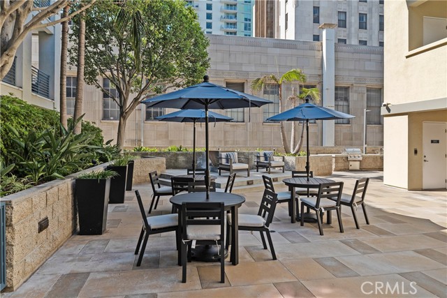 Detail Gallery Image 29 of 39 For 300 E 4th St #205,  Long Beach,  CA 90802 - 2 Beds | 2 Baths