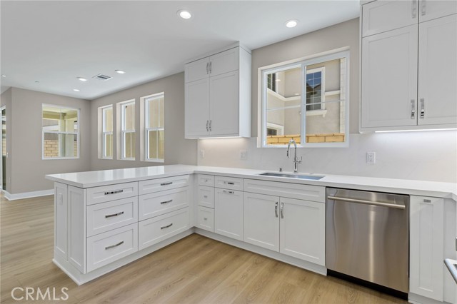 726 Olivier Drive, Placentia CA: https://media.crmls.org/medias/81b1c94b-5c10-4ab3-9a46-79937f2f258b.jpg