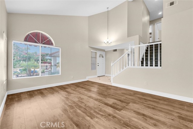 1070 Cannon Road, Riverside CA: https://media.crmls.org/medias/81b292ae-1273-433c-b74a-ee373f9c1c60.jpg