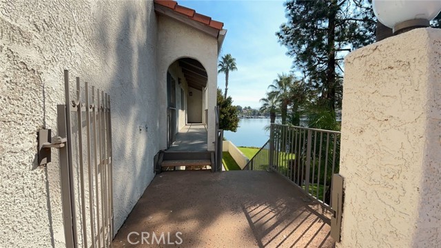 Detail Gallery Image 1 of 22 For 22136 Treasure Island #22,  Canyon Lake,  CA 92587 - 2 Beds | 2 Baths