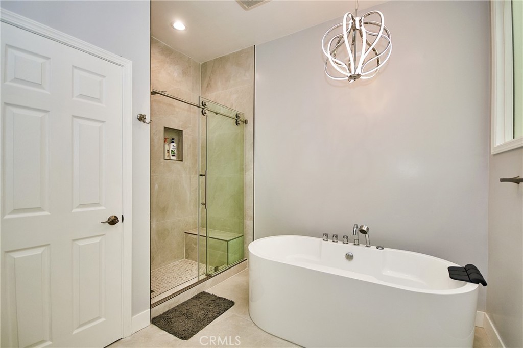 81b31be3 4973 45d5 90d8 44fab4d755f5