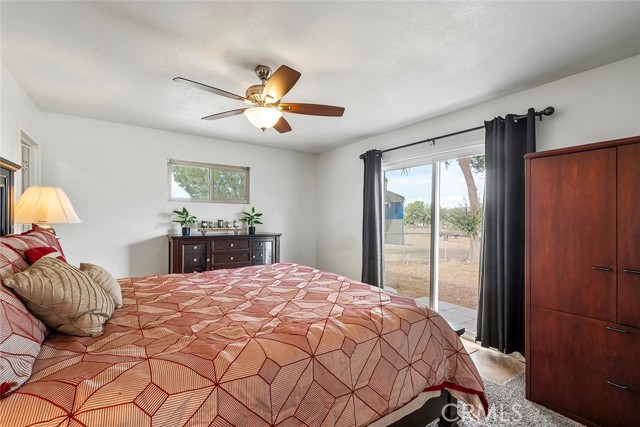 Detail Gallery Image 11 of 74 For 28736 Warren Rd, Hemet,  CA 92545 - 4 Beds | 3/1 Baths