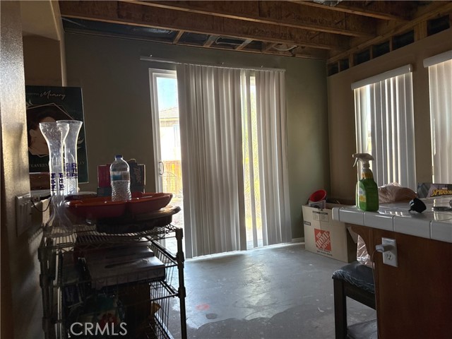 Detail Gallery Image 12 of 27 For 15111 Diamond Rd, Victorville,  CA 92394 - 4 Beds | 3 Baths