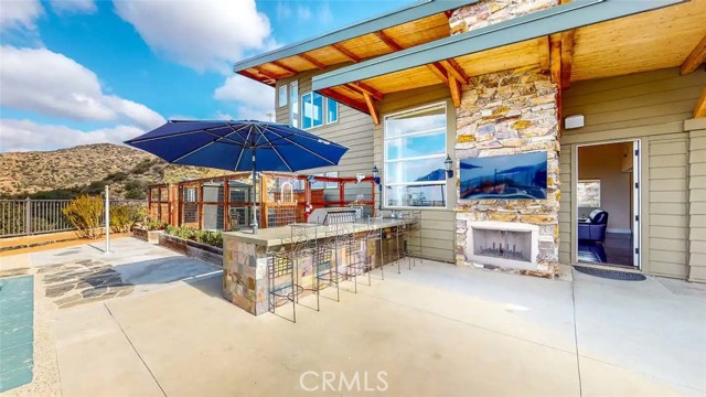 Detail Gallery Image 14 of 36 For 7300 Santa Susana Pass Rd, Simi Valley,  CA 93063 - 3 Beds | 2/1 Baths