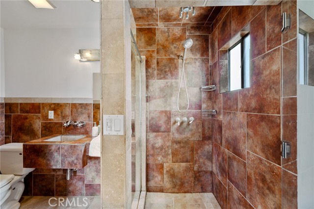 1124 W 123rd Street, Los Angeles CA: https://media.crmls.org/medias/81b421c9-63ba-426a-8316-a81e73c672b5.jpg