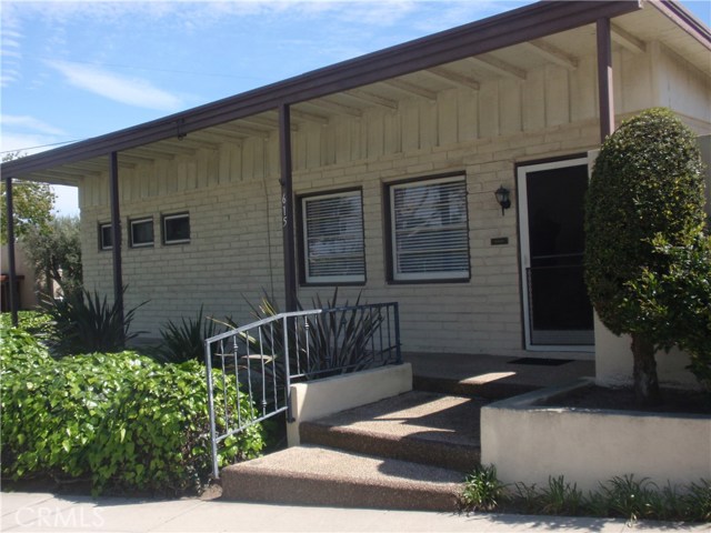 615 El Redondo Avenue, Redondo Beach, California 90277, 2 Bedrooms Bedrooms, ,1 BathroomBathrooms,Residential,Sold,El Redondo,PV17057674