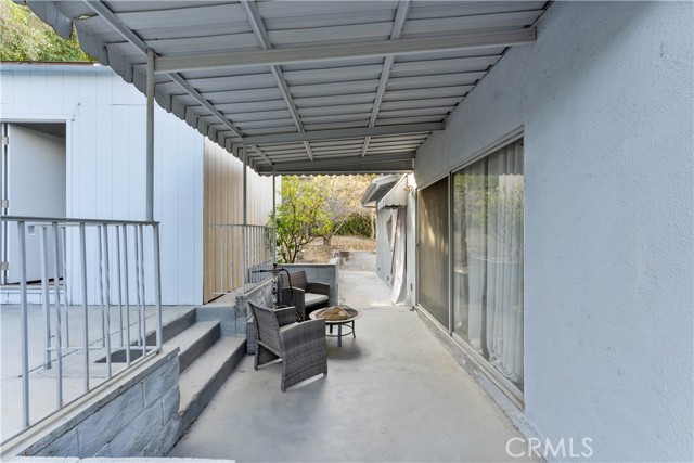 Detail Gallery Image 15 of 22 For 4348 Sepulveda Bld, Sherman Oaks,  CA 91403 - 3 Beds | 4 Baths